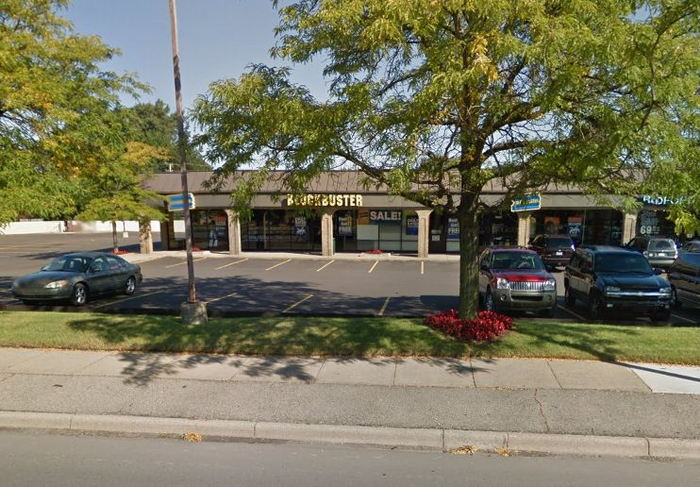 Blockbuster Video - Dearborn Heights - 23340 Ford Rd (newer photo)